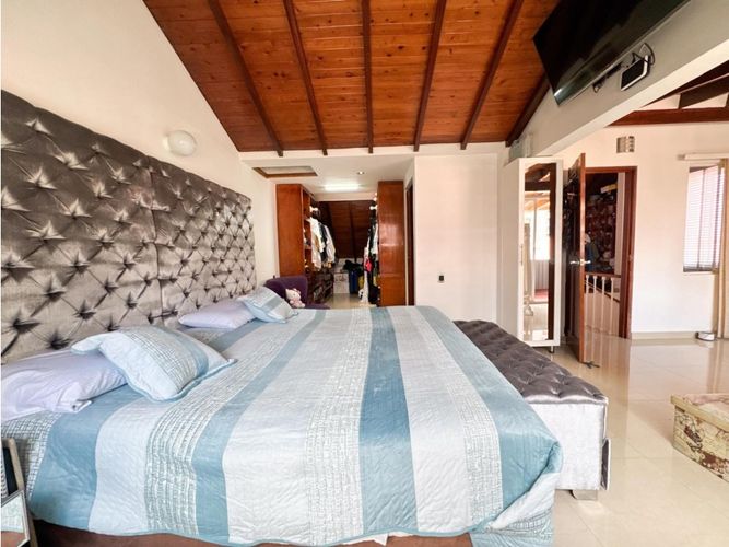Casa de 4 alcobas en venta en Anillo Vial, Bucaramanga, 147 m² · foto 13 de 24