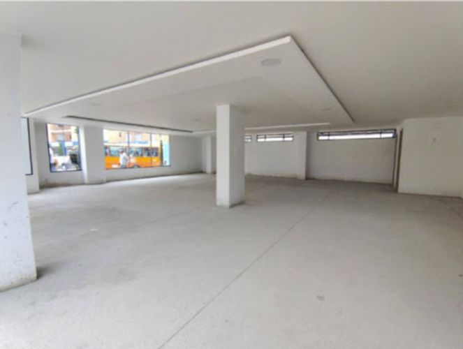 Local en venta en El Terminal, Pasto, 244 m² · foto 2 de 9
