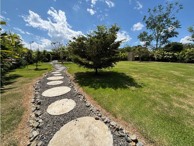 Casa de 4 alcobas en venta en Cerritos, Pereira, 600 m² · foto 4 de 21
