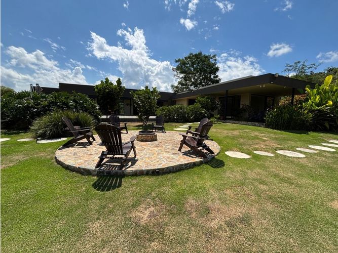 Casa de 4 alcobas en venta en Cerritos, Pereira, 600 m² · foto 6 de 21