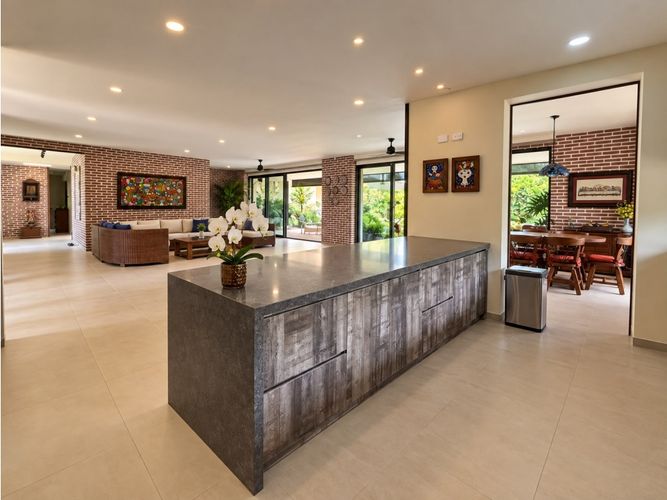 Casa de 4 alcobas en venta en Cerritos, Pereira, 600 m² · foto 9 de 21