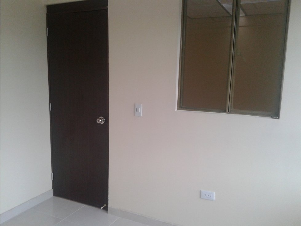 Casa en venta en Fontibon, Bogotá · foto 7 de 24