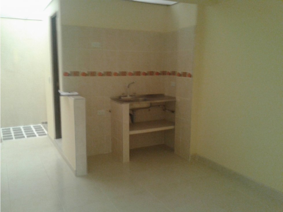 Casa en venta en Fontibon, Bogotá · foto 8 de 24