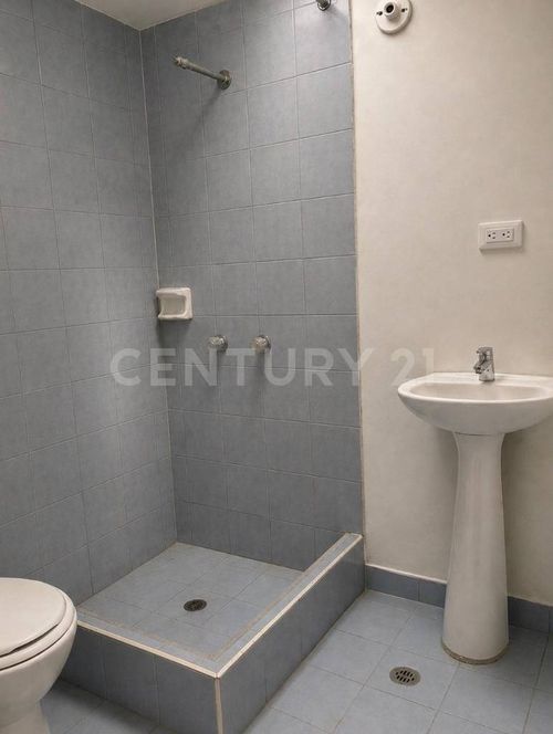 Casa de 4 alcobas en arriendo en Los Andes, Zipaquirá, 200 m² · foto 5 de 10