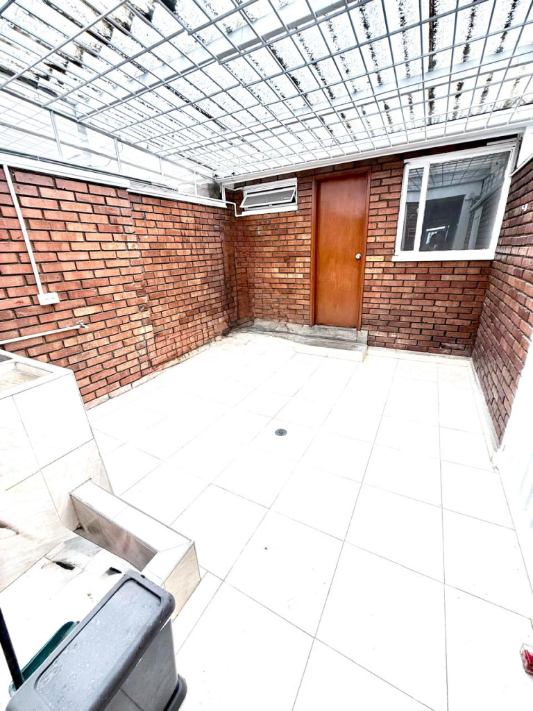 Casa en venta en Marsella, Bogotá · foto 8 de 24