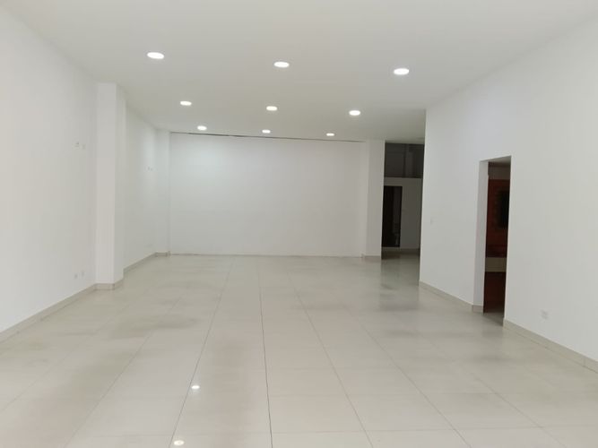 Local en arriendo en Linconl, Soacha, 155 m² · foto 2 de 22