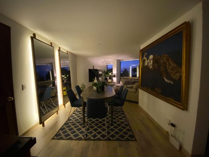 Apartamento de 2 alcobas en venta en El Castillo Chapinero, Bogotá, 81 m² · foto 4 de 16
