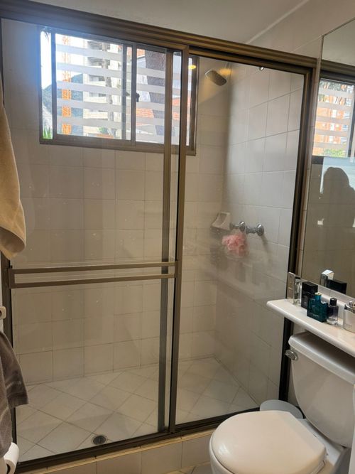 Apartamento de 2 alcobas en venta en El Castillo Chapinero, Bogotá, 81 m² · foto 14 de 16