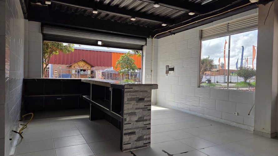 Local en arriendo en Echavarria, Madrid, 83 m² · foto 2 de 16