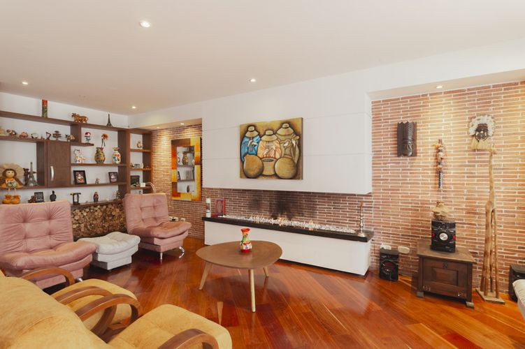 Casa de 5 alcobas en venta en Santa Maria De Los Lagos, Chía, 224 m² · foto 2 de 24