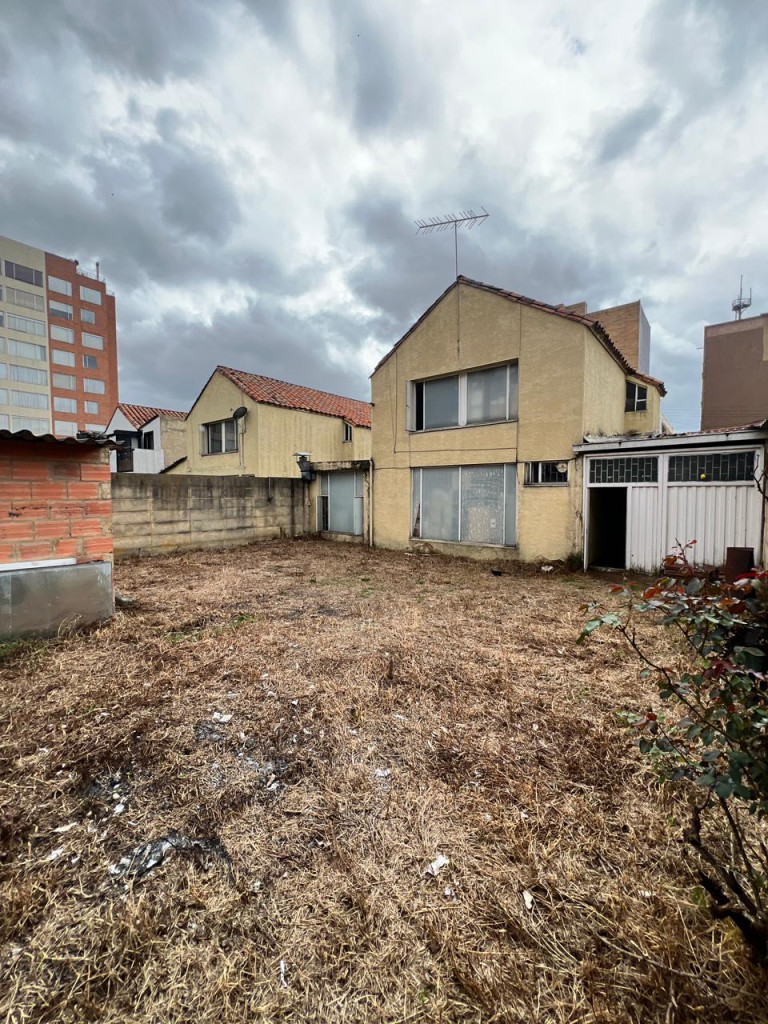 Casa en venta en El Contador, Bogotá · foto 2 de 23