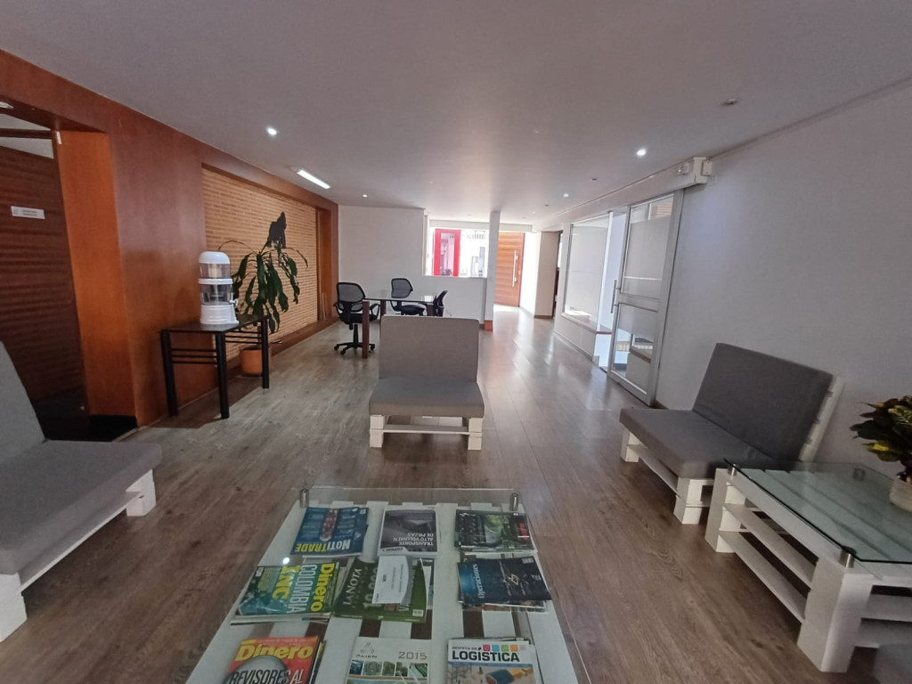 Casa en venta en Santa Ana, Bogotá · foto 3 de 21