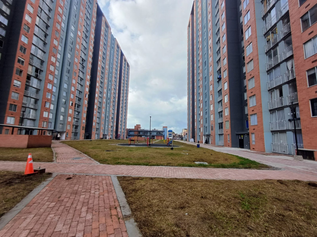 Apartamento en venta en Primavera Occidental - Puente Aranda, Bogotá · foto 24 de 24