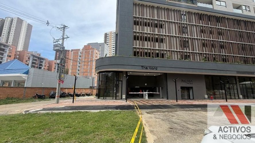 Local en arriendo en Loma De San Jose, Sabaneta, 41 m² · foto 3 de 5