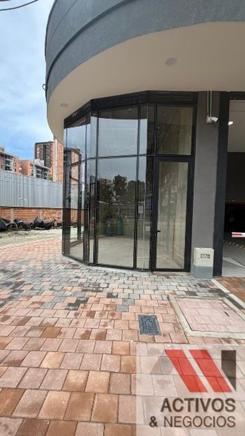 Local en arriendo en Loma De San Jose, Sabaneta, 41 m² · foto 4 de 5