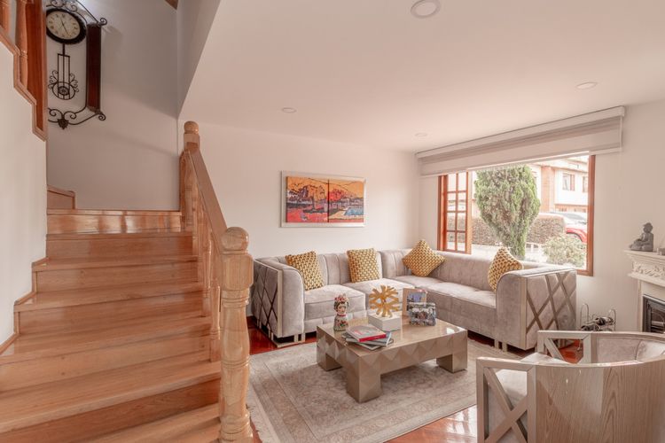 Casa de 3 alcobas en venta en Santa Lucia, Chía, 148 m² · foto 2 de 24