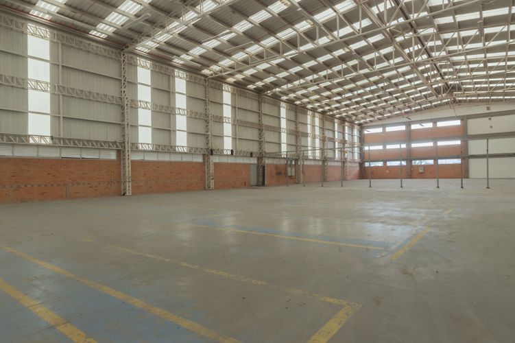 Bodega en venta en Siberia, Cota, 2646 m² · foto 2 de 24