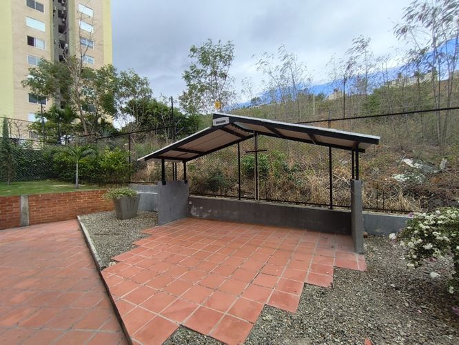 Apartamento de 3 alcobas en venta en Bellavista, Los Patios, 51 m² · foto 8 de 12