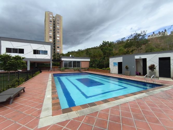 Apartamento de 3 alcobas en venta en Bellavista, Los Patios, 51 m² · foto 9 de 12