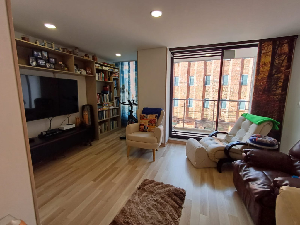 Apartamento en venta en Quinta Paredes, Bogotá · foto 3 de 24