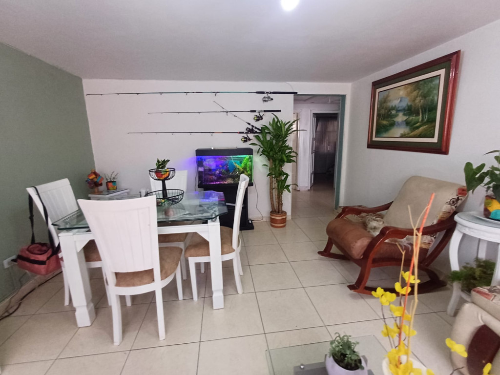 Casa en venta en Las Ferias, Bogotá · foto 8 de 23