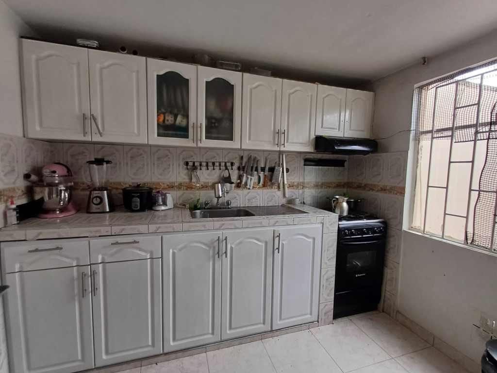Casa en venta en Las Ferias, Bogotá · foto 10 de 23