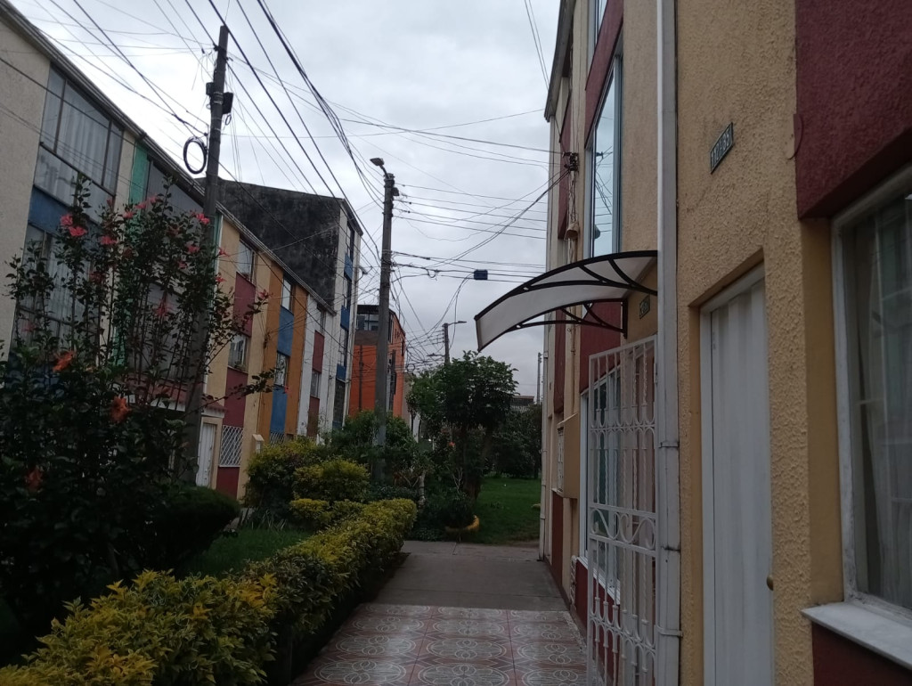 Casa en venta en Villas De Granada, Bogotá · foto 2 de 20