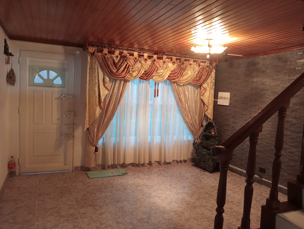 Casa en venta en Villas De Granada, Bogotá · foto 3 de 20