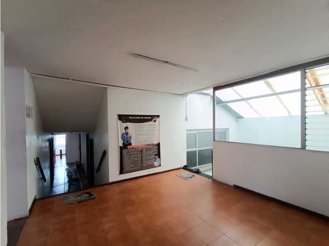 Casa de 20 alcobas en arriendo en La Arboleda, Manizales, 700 m² · foto 3 de 24
