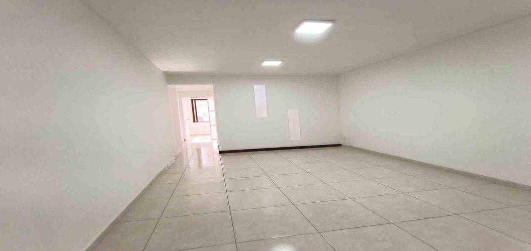 Oficina en arriendo en El Centro, Manizales, 41 m² · foto 2 de 24