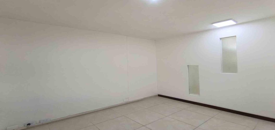 Oficina en arriendo en El Centro, Manizales, 41 m² · foto 10 de 24