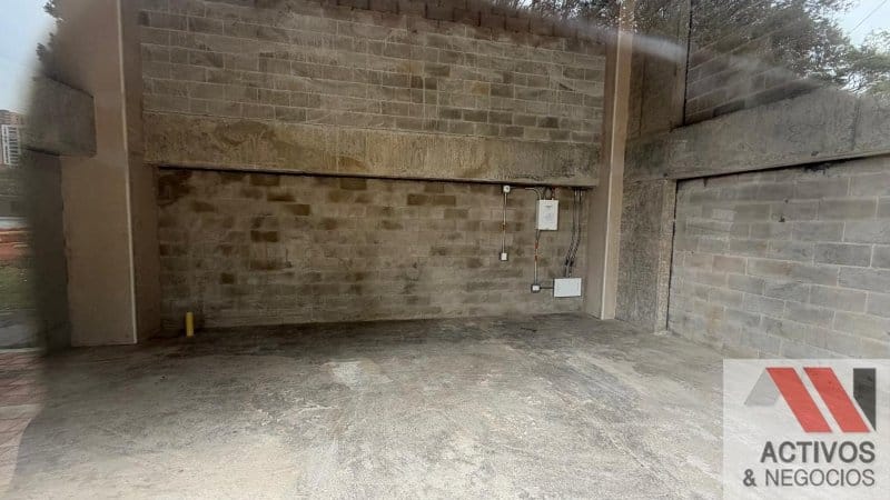 Local en arriendo en Loma De San Jose, Sabaneta, 37 m² · foto 5 de 5