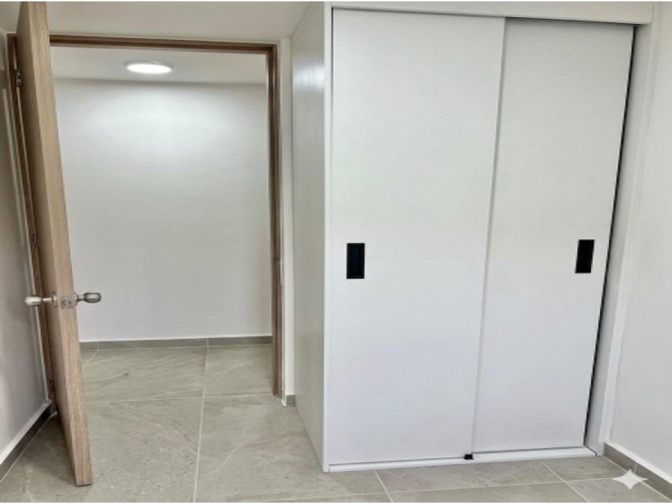 Apartamento en venta en Calasanz, Medellín · foto 7 de 18
