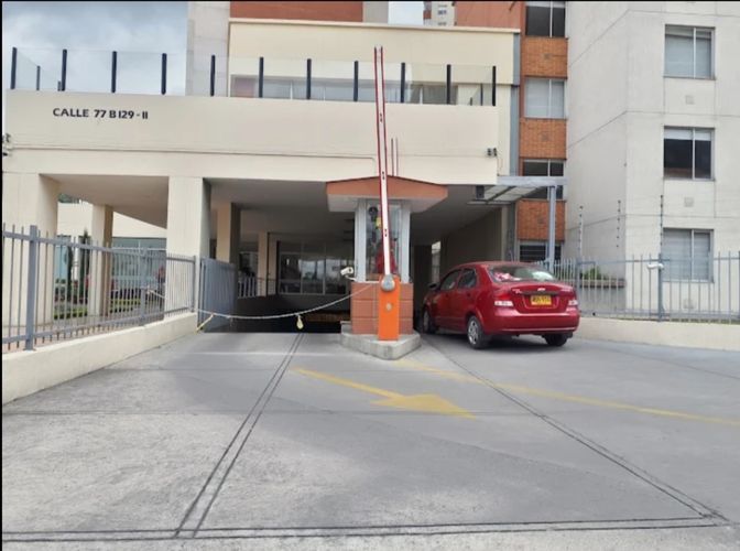 Apartamento en venta en Gran Granada, Bogotá · foto 2 de 24