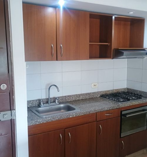 Apartamento en venta en Gran Granada, Bogotá · foto 6 de 24
