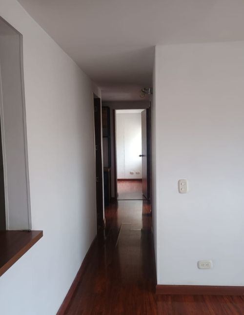 Apartamento en venta en Gran Granada, Bogotá · foto 7 de 24