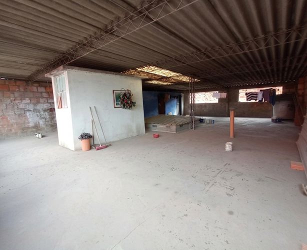 Casa de 5 alcobas en venta en San Luis, Soacha, 300 m² · foto 17 de 18