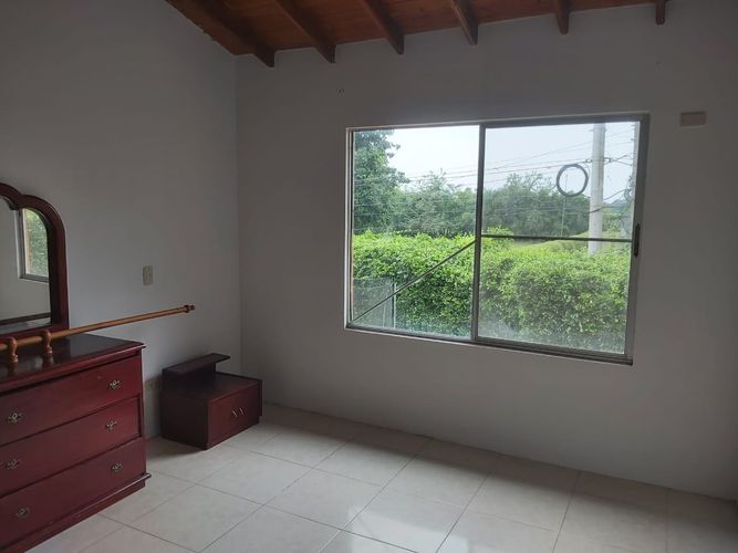 Casa de 4 alcobas en venta en Las Mercedes, Jamundí, 260 m² · foto 15 de 19
