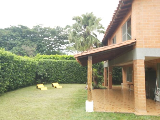 Casa de 4 alcobas en venta en Las Mercedes, Jamundí, 260 m² · foto 4 de 19