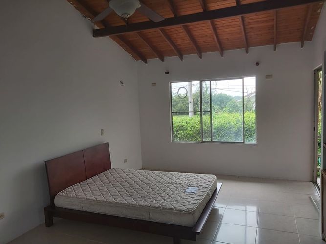 Casa de 4 alcobas en venta en Las Mercedes, Jamundí, 260 m² · foto 13 de 19