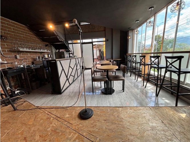 Local en venta en Guayaquil, Armenia, 43 m² · foto 2 de 11