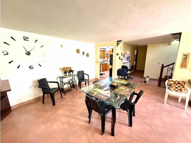 Casa de 6 alcobas en venta en La Ceja, 246 m² · foto 6 de 15