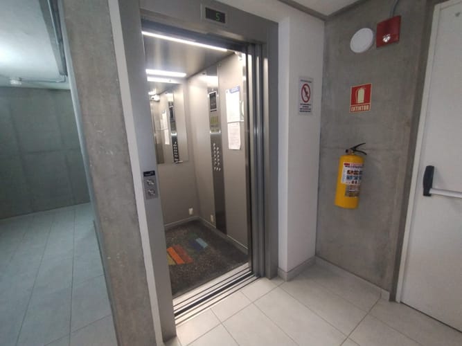 Apartaestudio en venta en La Granja, Bogotá, 24 m² · foto 2 de 15