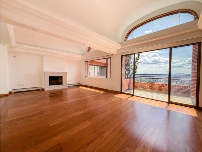 Apartamento de 3 alcobas en venta en Bosque Medina, Bogotá, 409 m² · foto 3 de 19