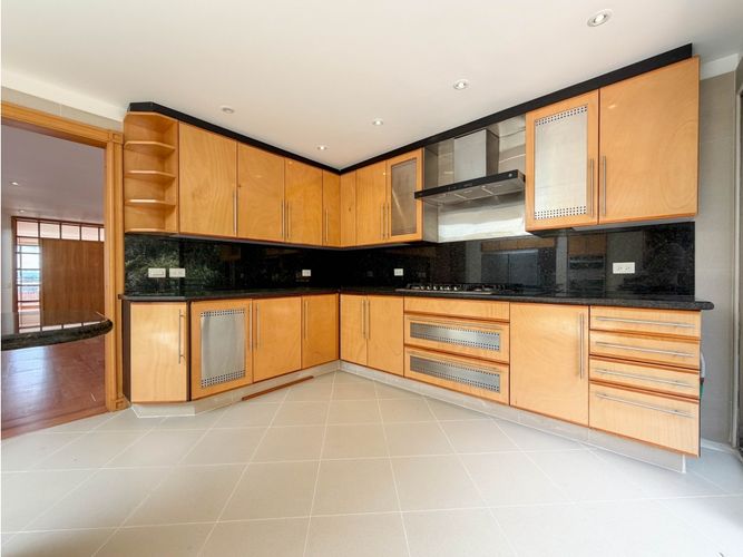 Apartamento de 3 alcobas en venta en Bosque Medina, Bogotá, 409 m² · foto 7 de 19
