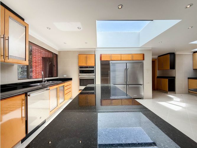 Apartamento de 3 alcobas en venta en Bosque Medina, Bogotá, 409 m² · foto 8 de 19