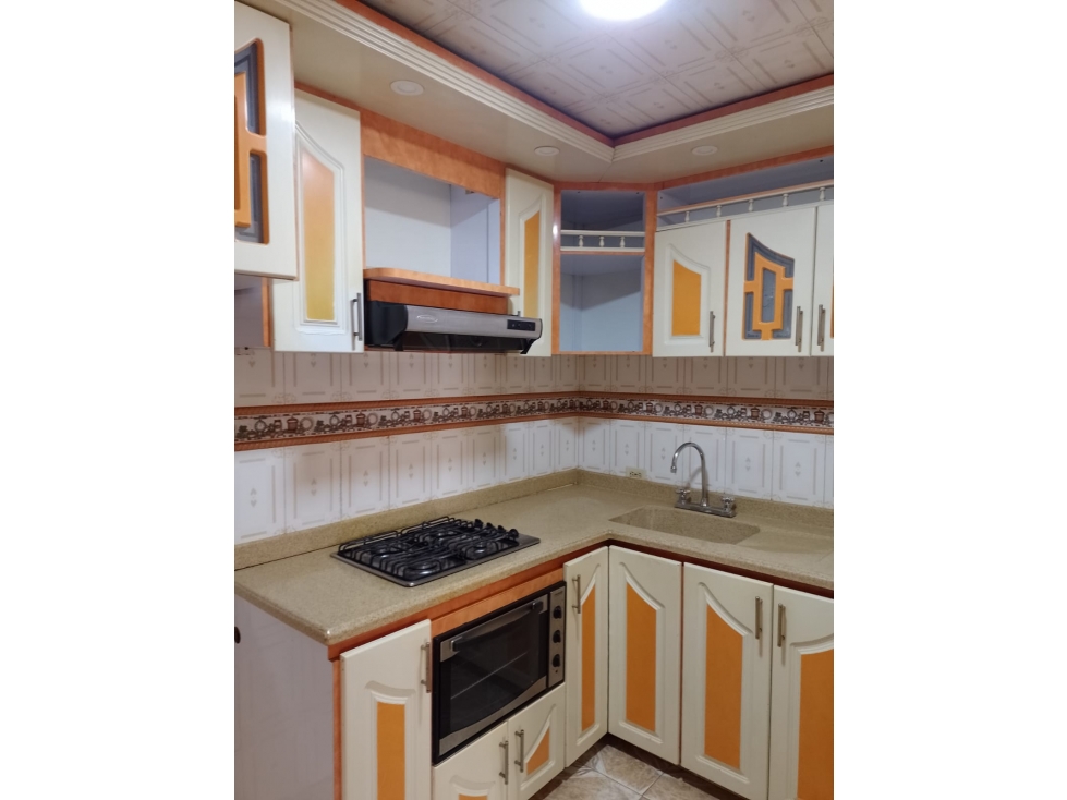 Casa en venta en La Cabaña, Mosquera · foto 24 de 24