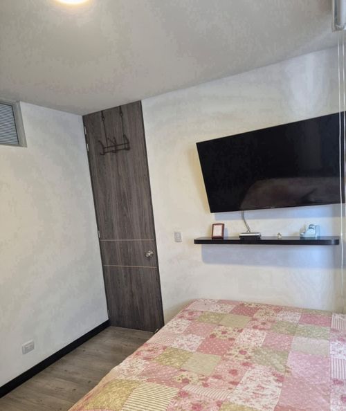 Apartamento en venta en Los Cerezos, Bogotá · foto 11 de 18