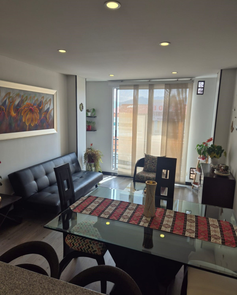 Apartamento en venta en Los Cerezos, Bogotá · foto 13 de 18