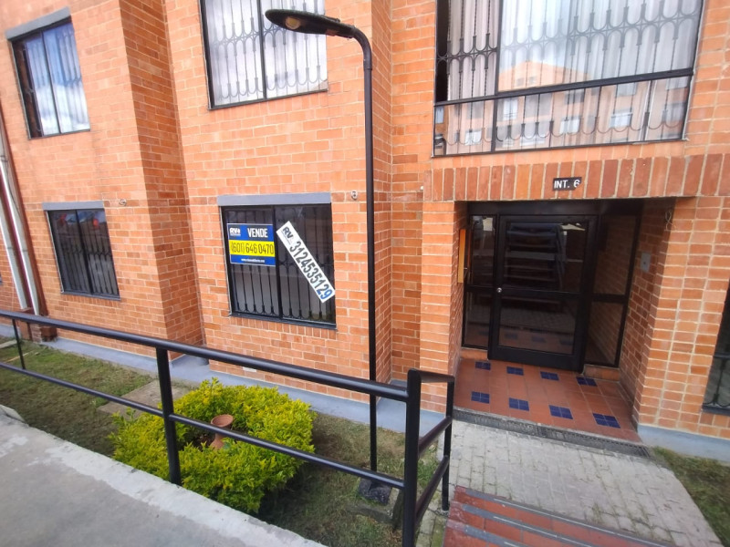 Apartamento en venta en Gran Granada, Bogotá · foto 4 de 18